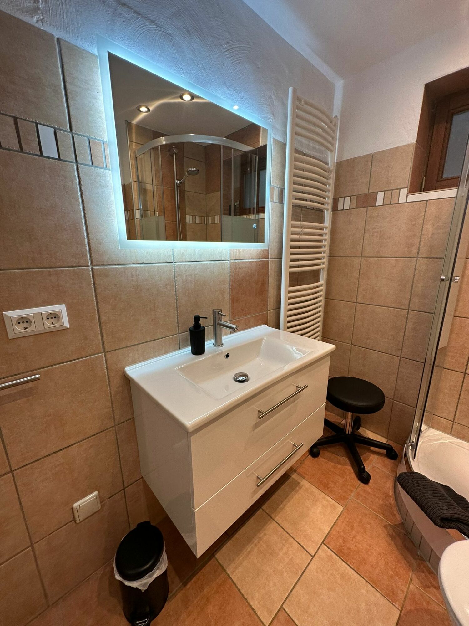 WhatsApp Image 2023-06-20 at 15.59.48.jpeg