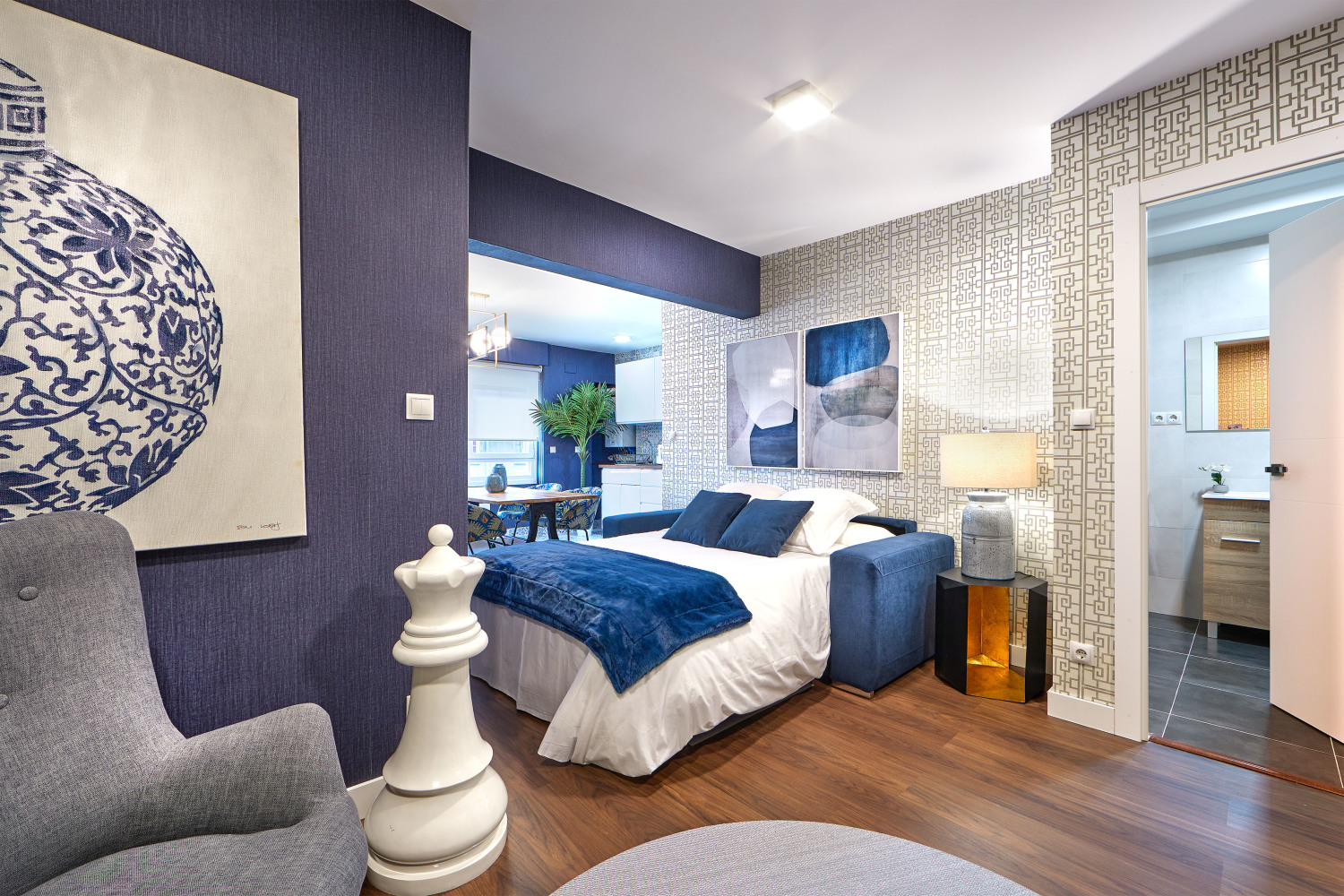 2696_0 • 8BITS.jpg