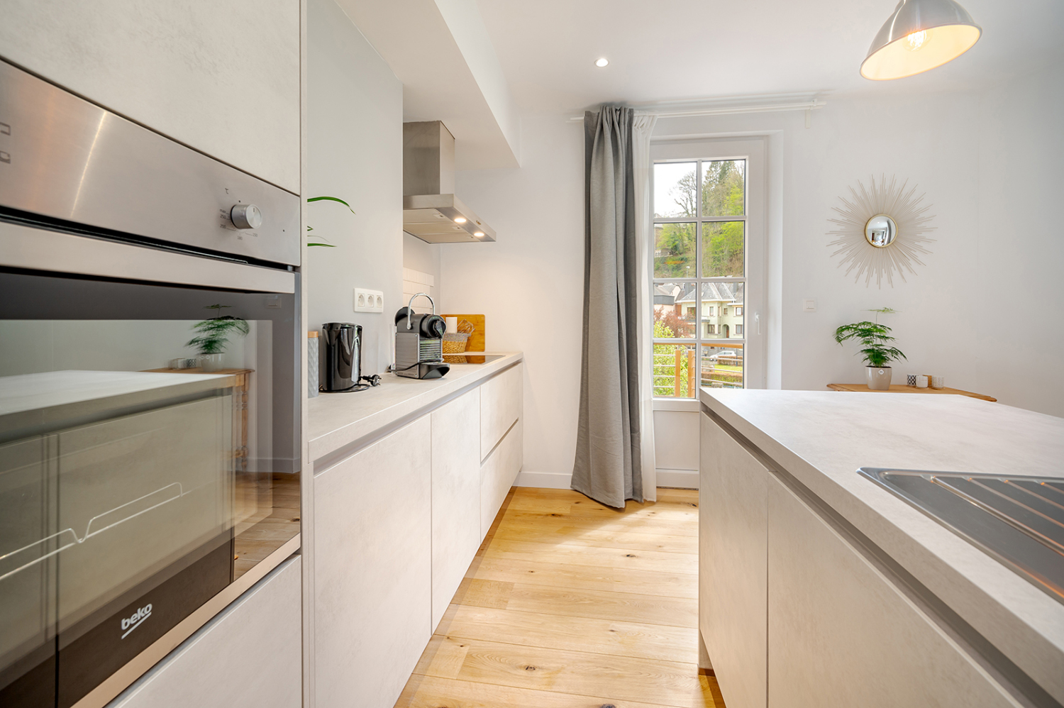 LRoOur-10-02 (9).jpg