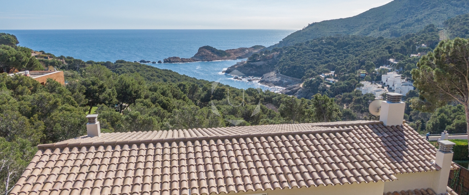 Luxury Holiday Home with pool, with Views of Sa tuna bay, in Begur, Costa Brava, Spain 0039.jpg