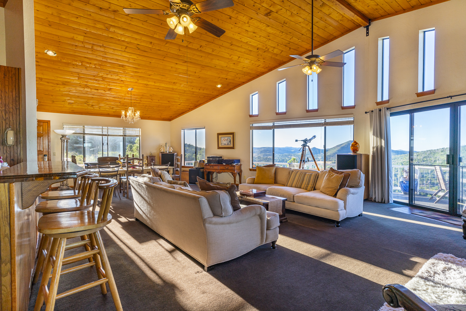 Julian Vacation Rentals Lake Cuyamaca Custom Home "A Living Canvas"