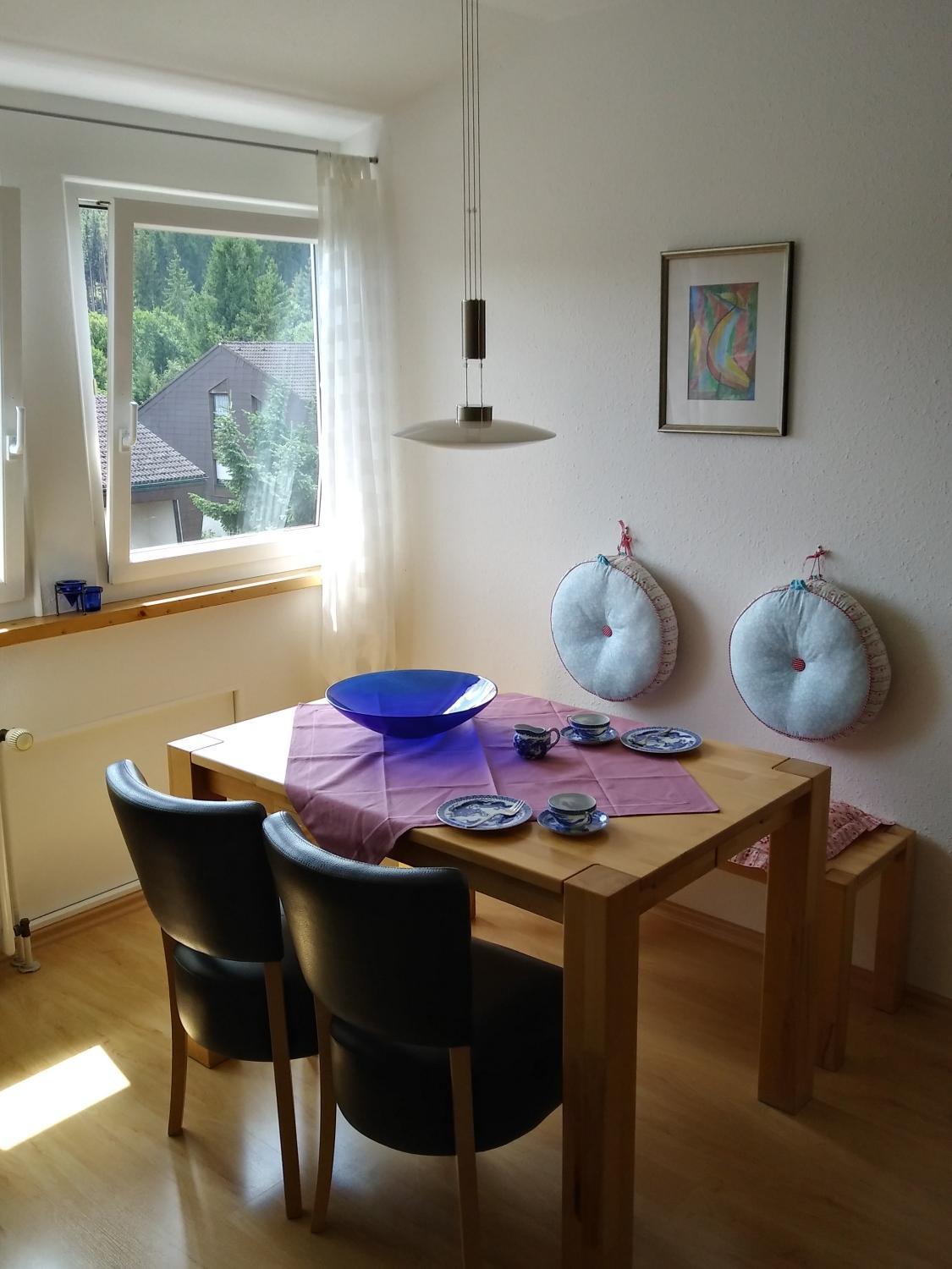 4_Wohnzimmer_Essecke.jpg