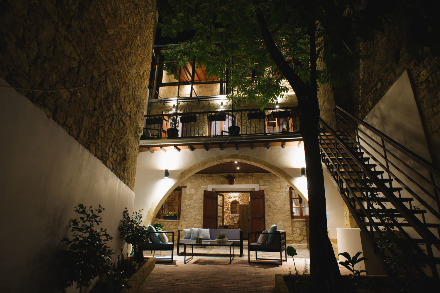 22 MAH19_1643 Serenity House.jpg