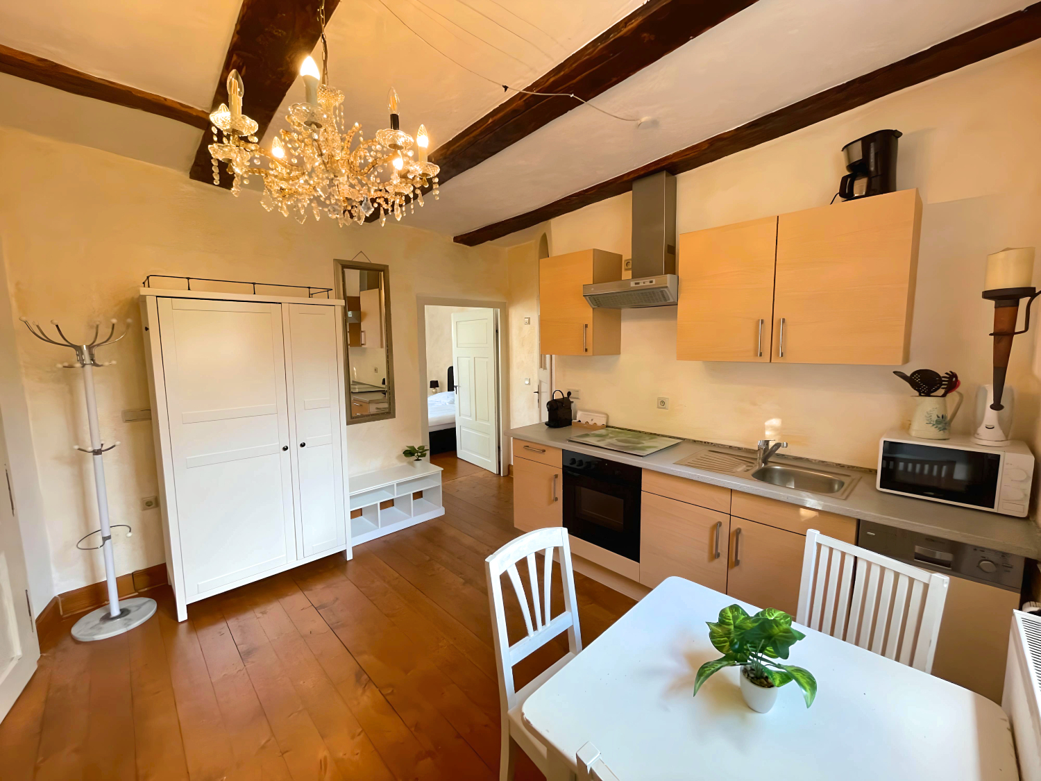 Pension Am Schloss - Apartment 1 - Küche 1.jpg