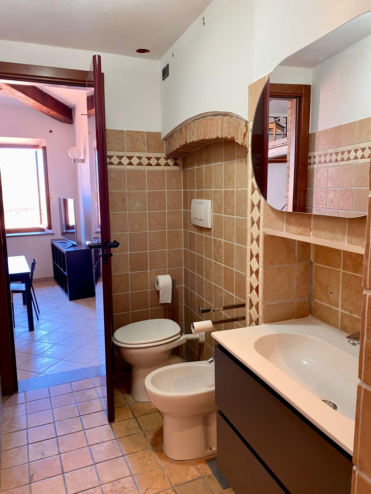 PHOTO-2025-04-04-19-25-25 2.jpg