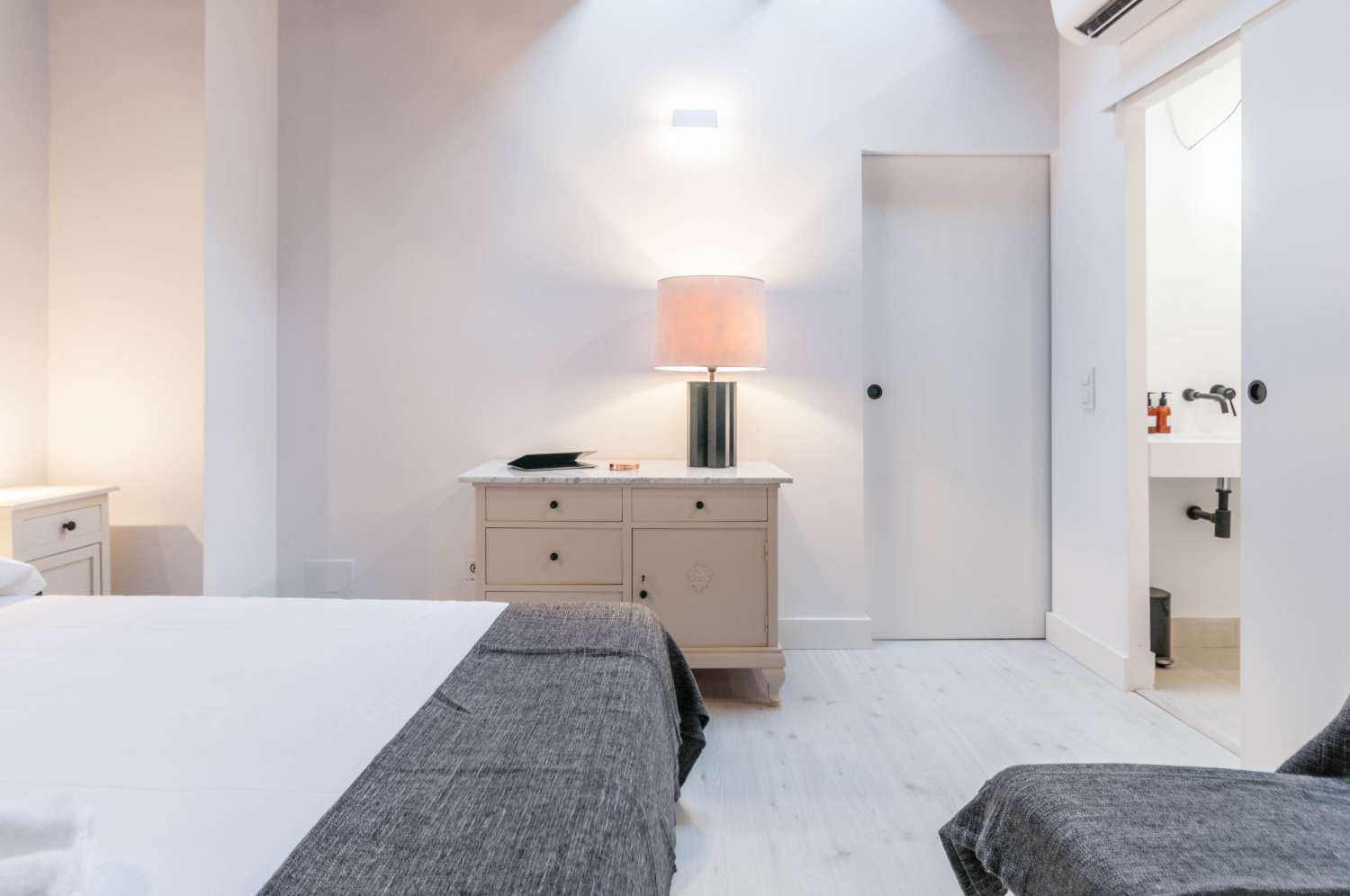 Calle Silva Nº14 apartamento 4º 1-32.jpg