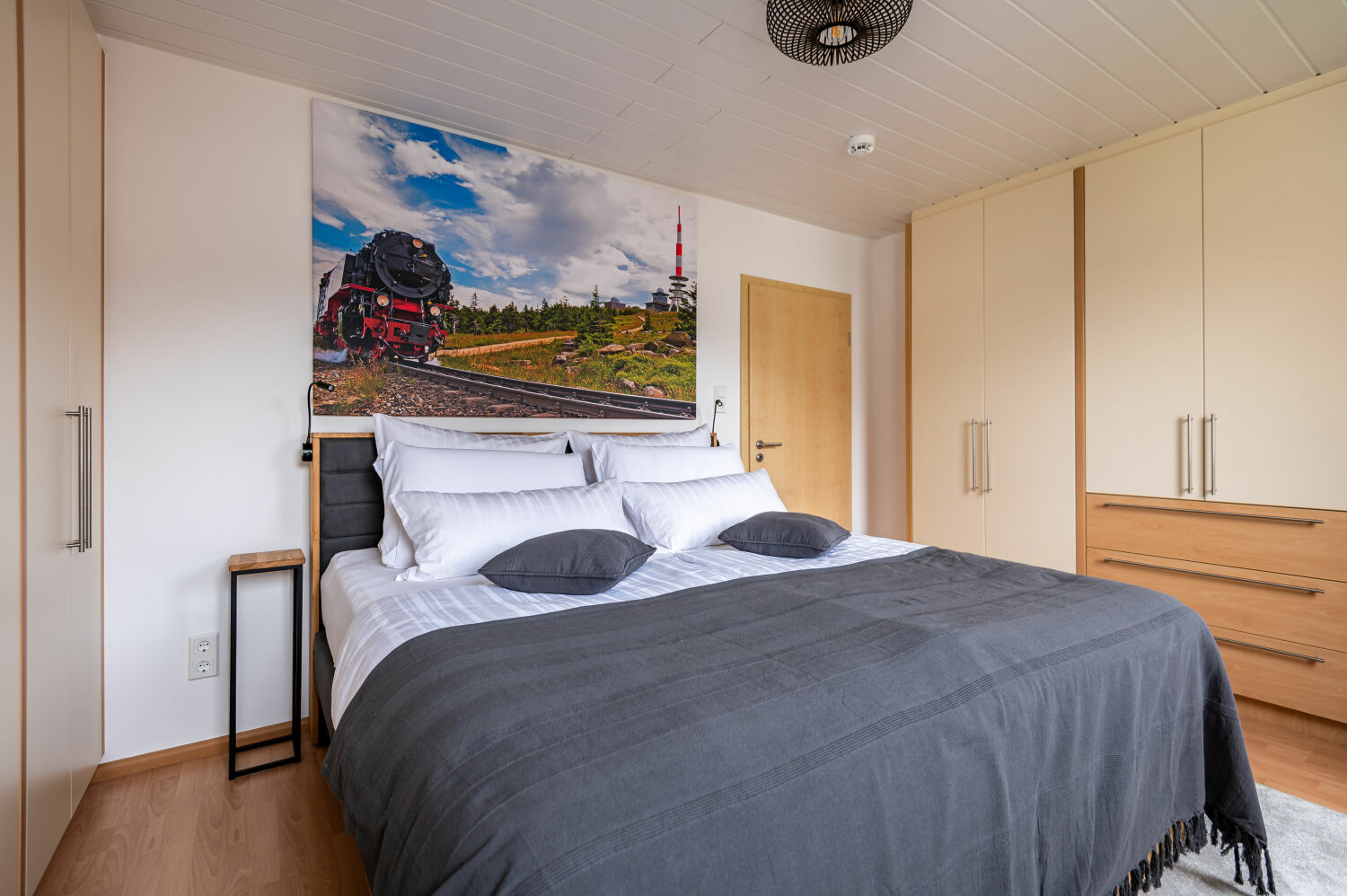 Schlafzimmer1 rechts.jpg