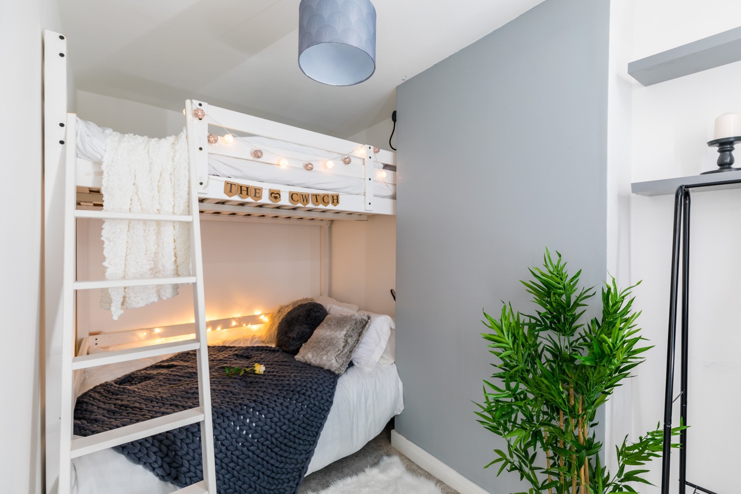 147 Treharris St 033.jpg