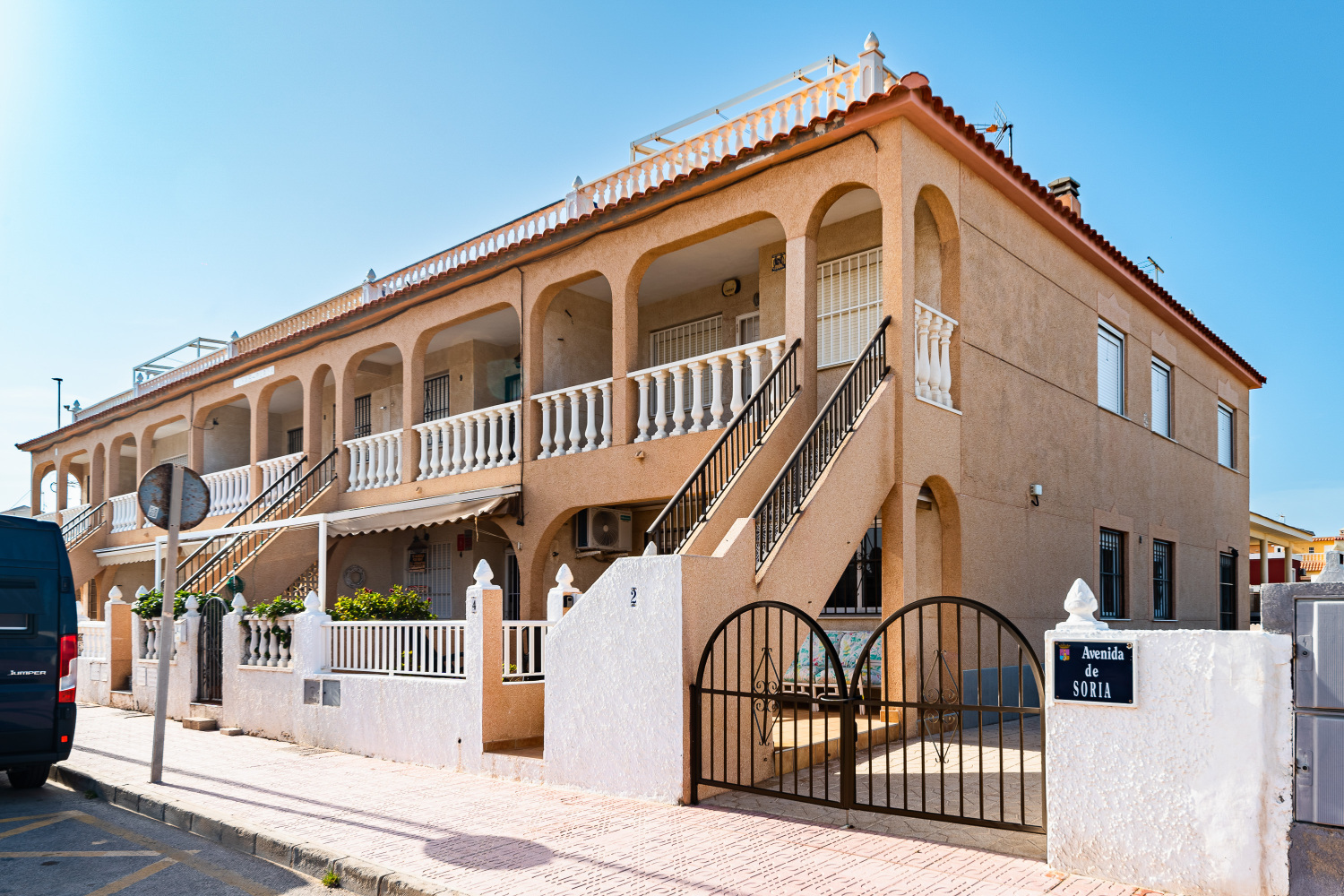 Avda Soria 2 Bajo 5 (29).jpg
