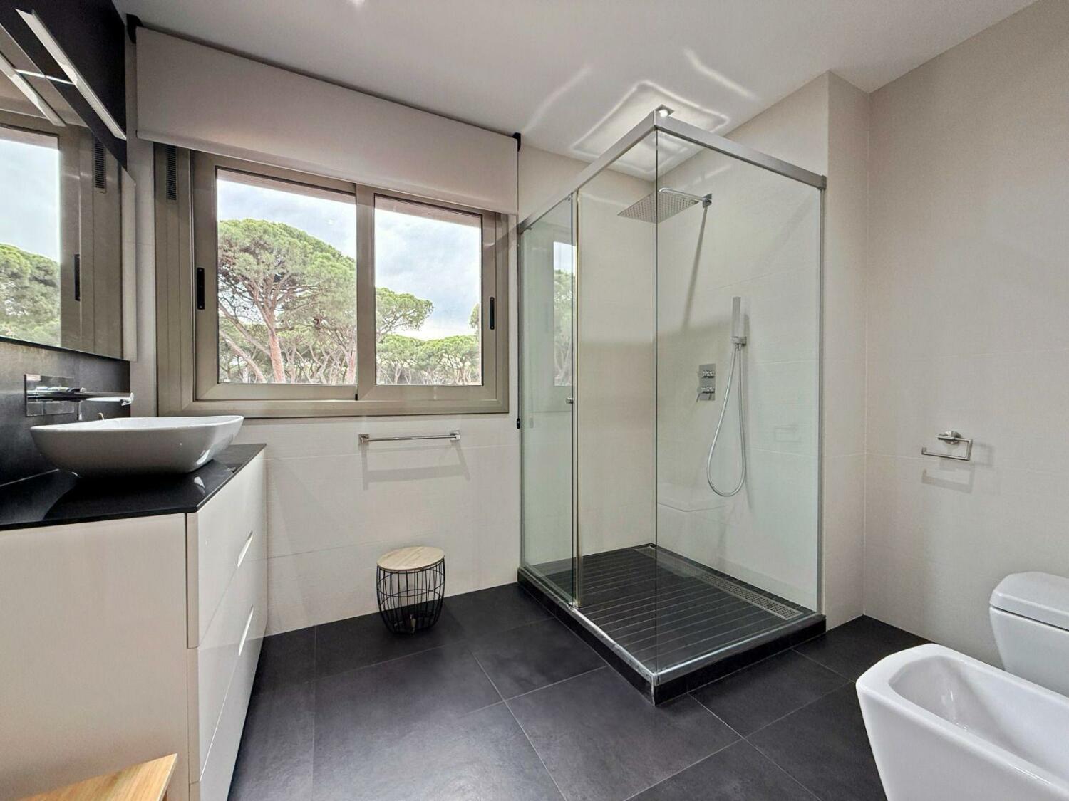 WhatsApp Image 2025-04-24 at 15.57.45.jpeg