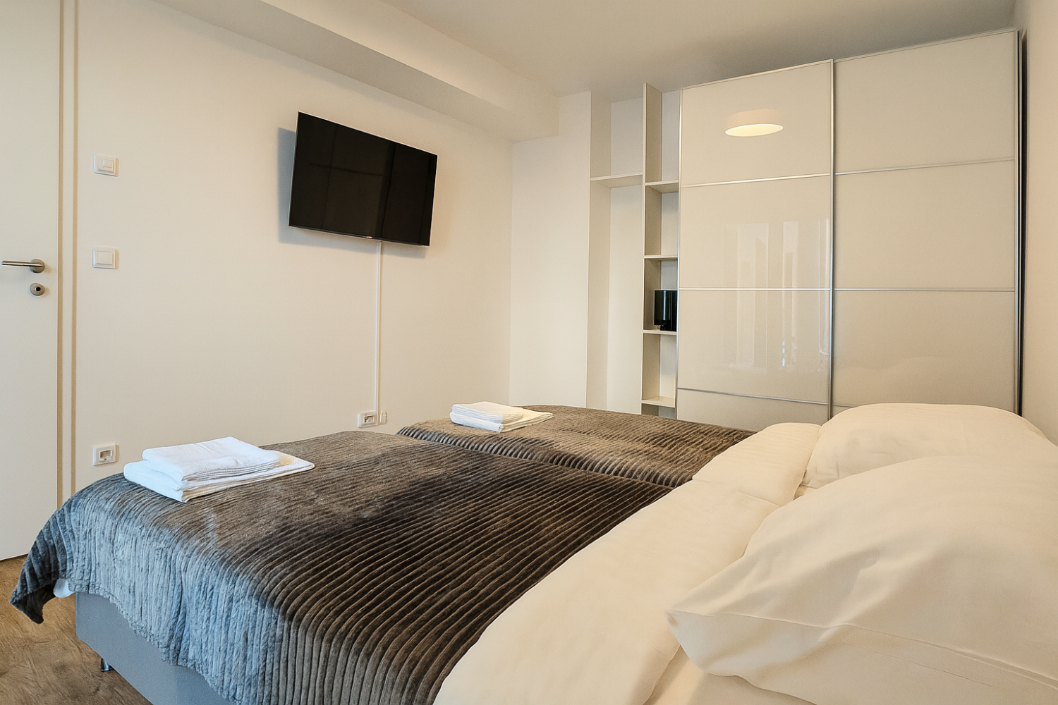 ChatGPT Image 5. Dez. 2025, 06_29_53.png