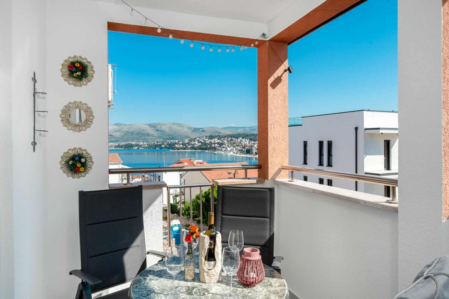 Apartman Okrug Balkon Blick 1 - Titelbild -19.05.2025.jpg