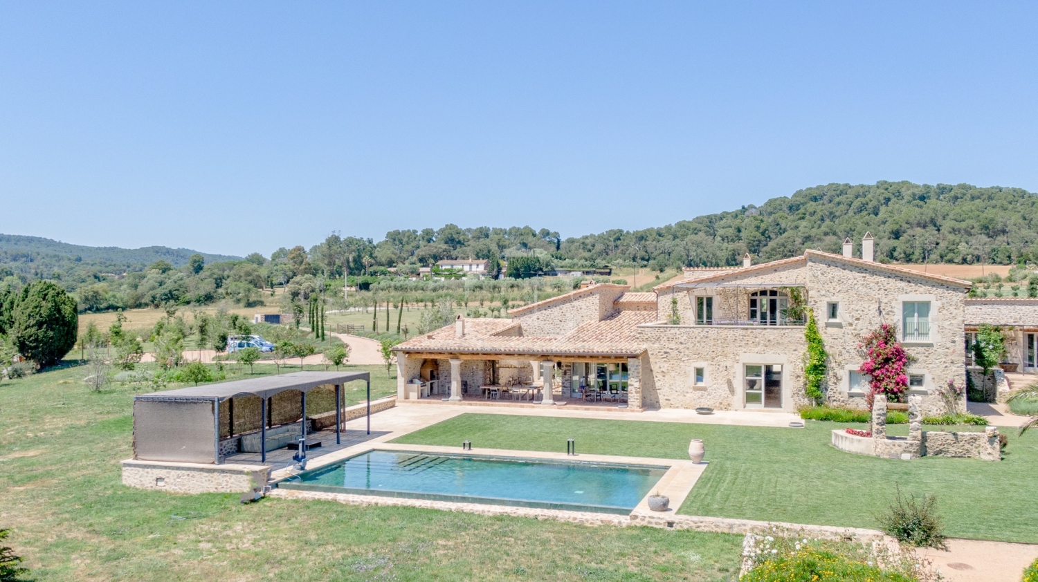 Modern Luxury Masia ,Mont ras, playa de castell,  Unique Costa Brava Homestory0003.jpg