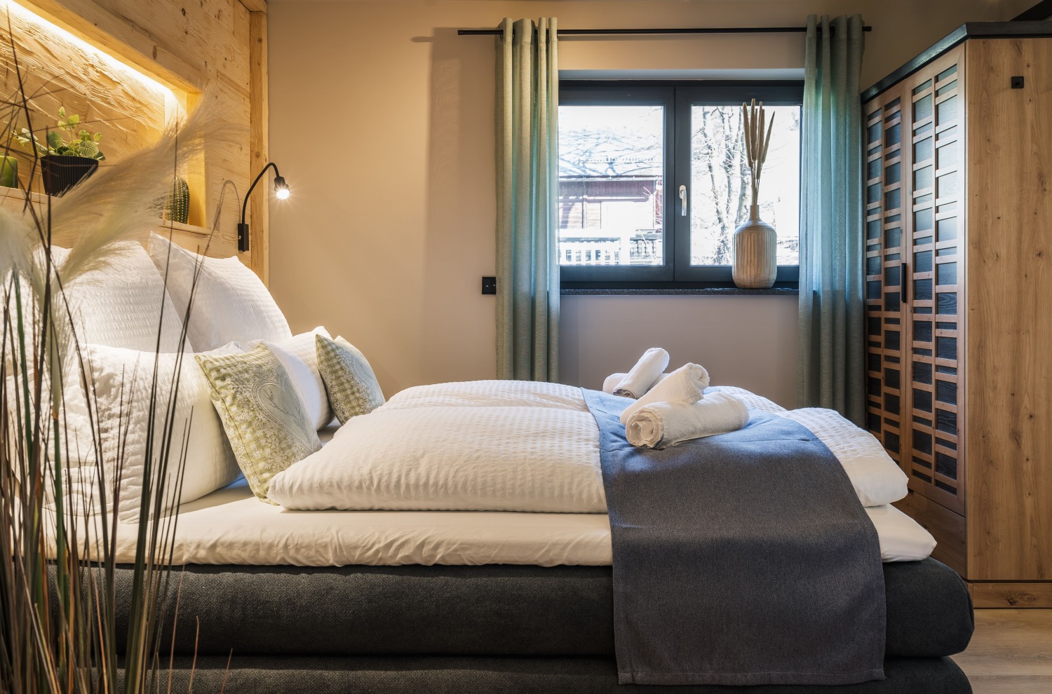 3_Chalet_Bergblick_Ferienwohnungen © Mathias Prägant-min.jpg