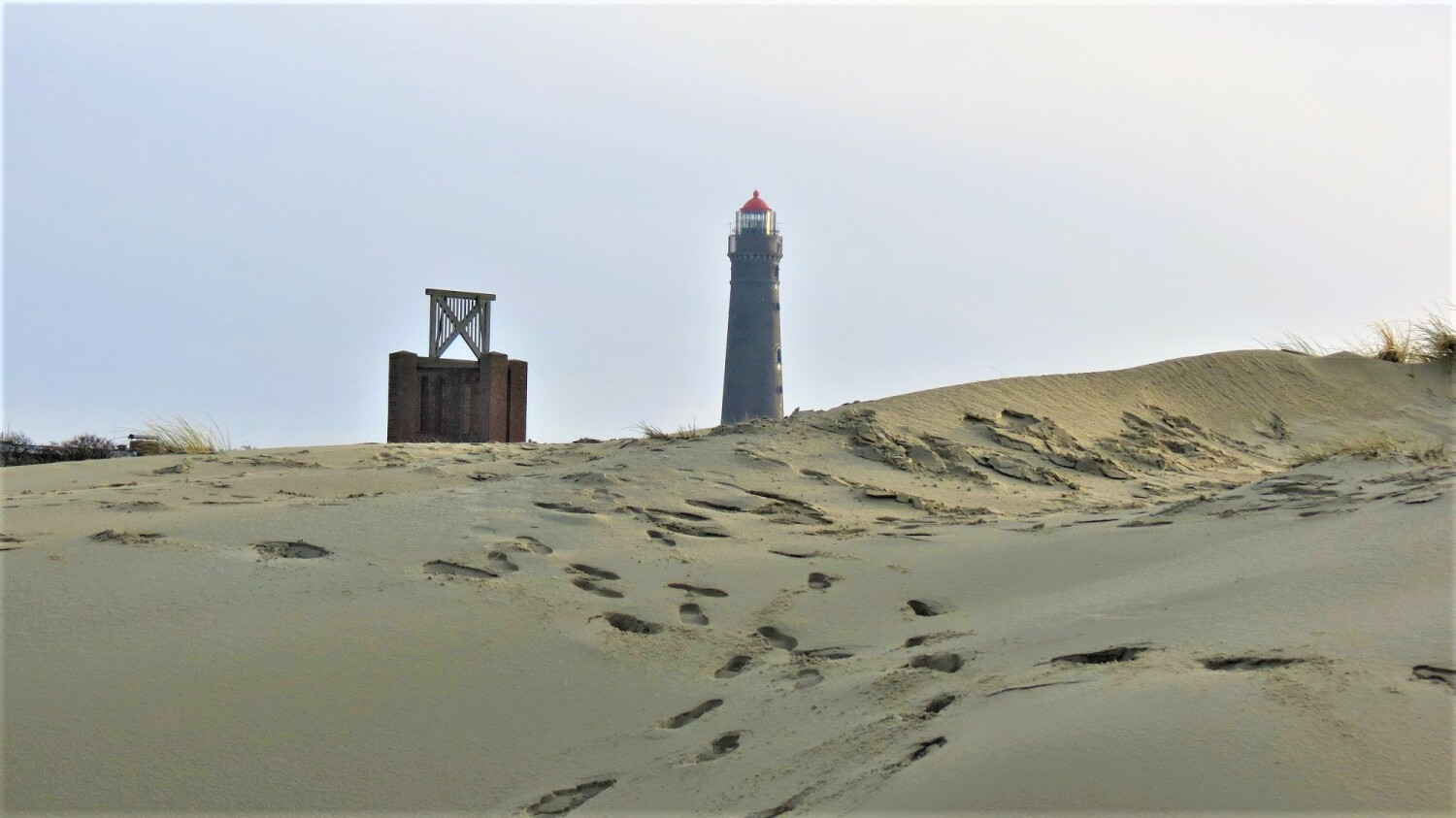 Borkum Leuchtturn am Strand IMG_5860 - Kopie.jpg