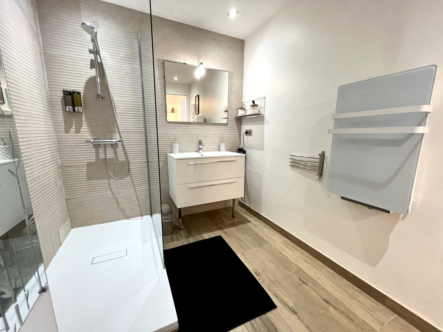 Salle de Bain (2).jpg