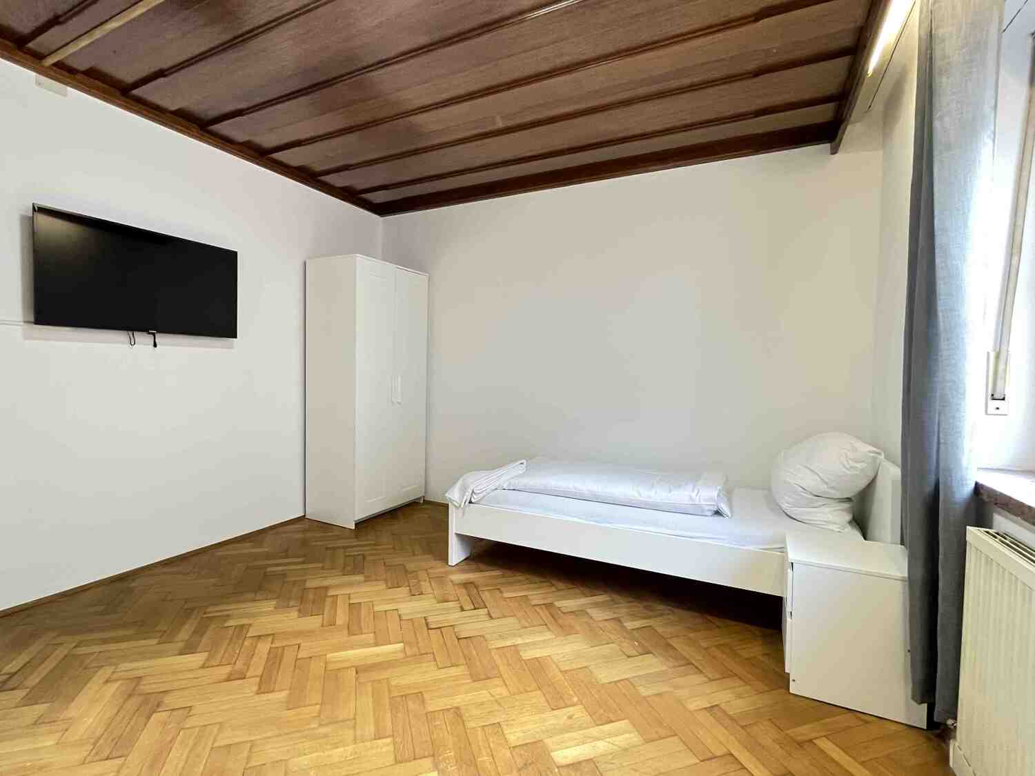 SAD222_(1. OG) Augustinstraße 10, 92421 Schwandorf (4).jpg