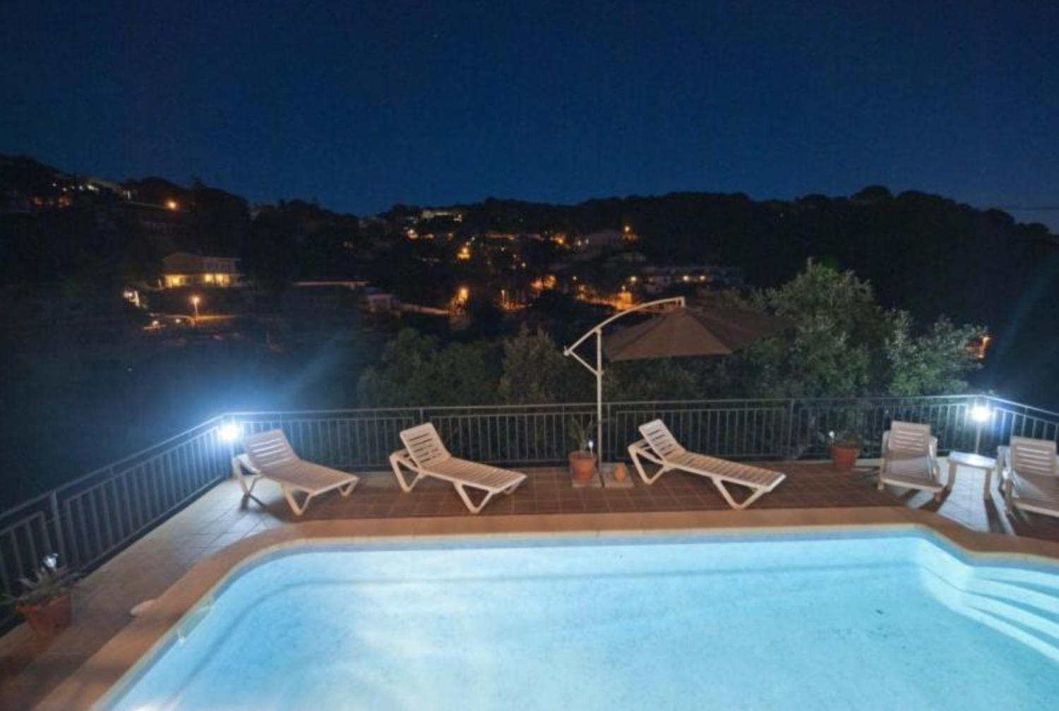 Schermafbeelding 2021-12-05 om 16.02.27.png