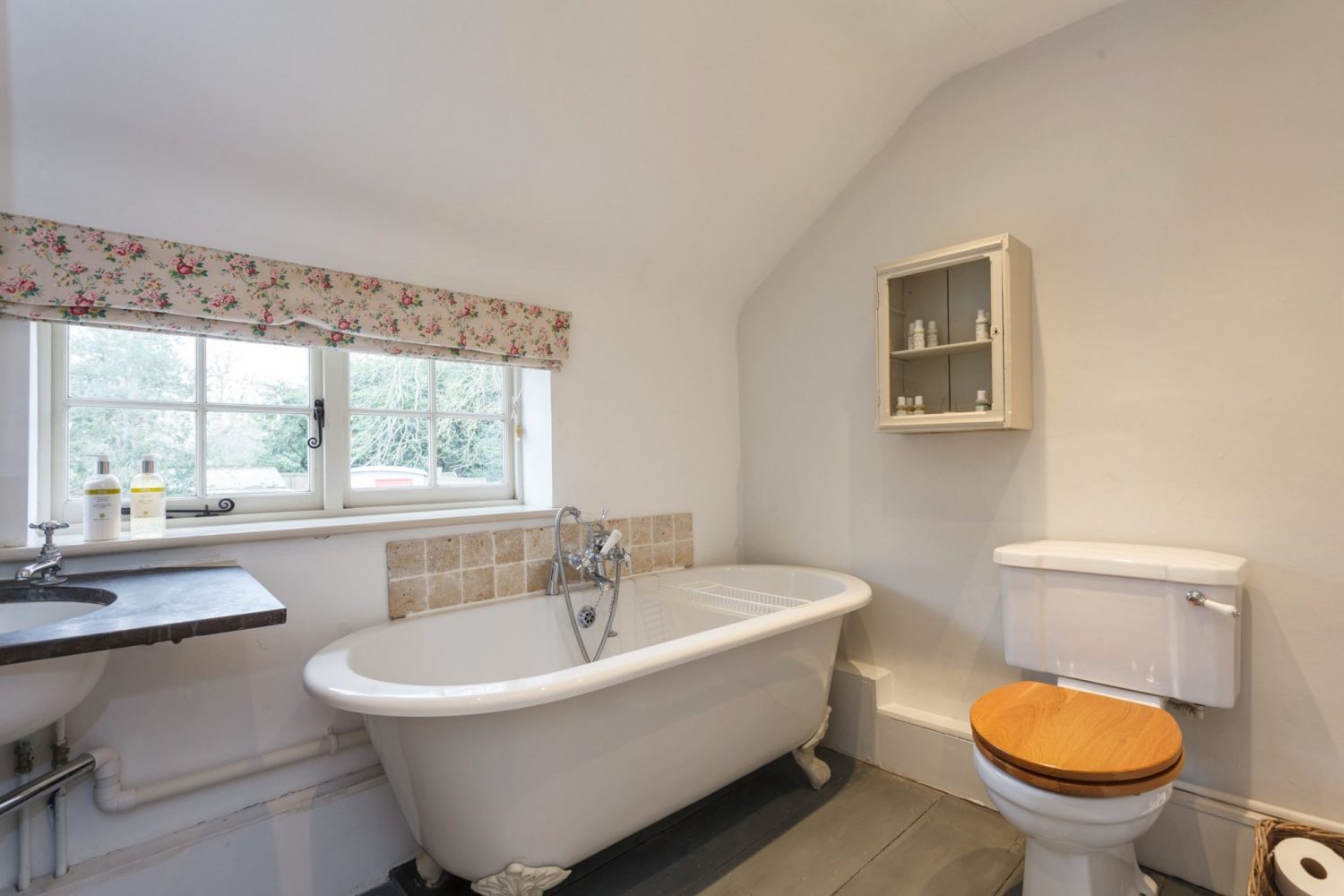 Plum Cottage Bathroom.jpg