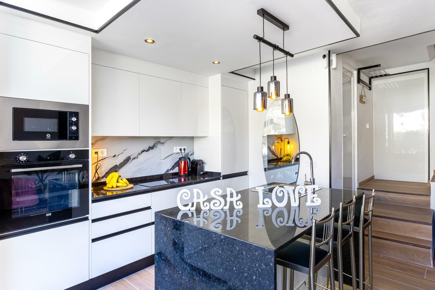 WhatsApp Image 2024-10-25 at 13.14.04 (1).jpeg