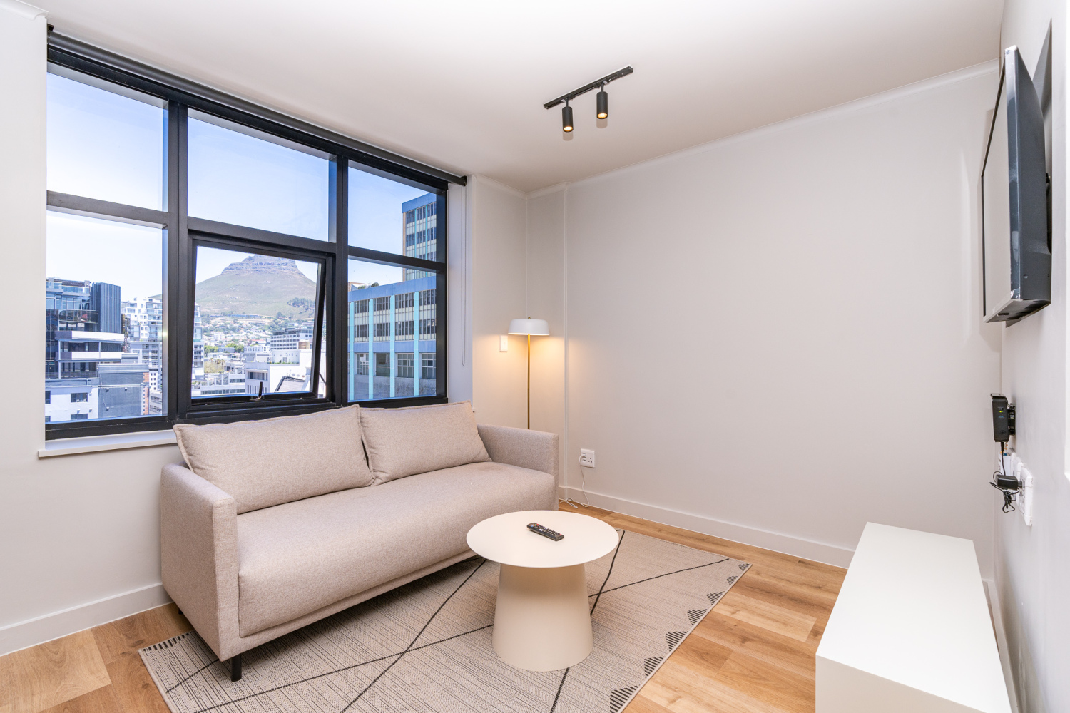 1006 The Tokyo-4.jpg