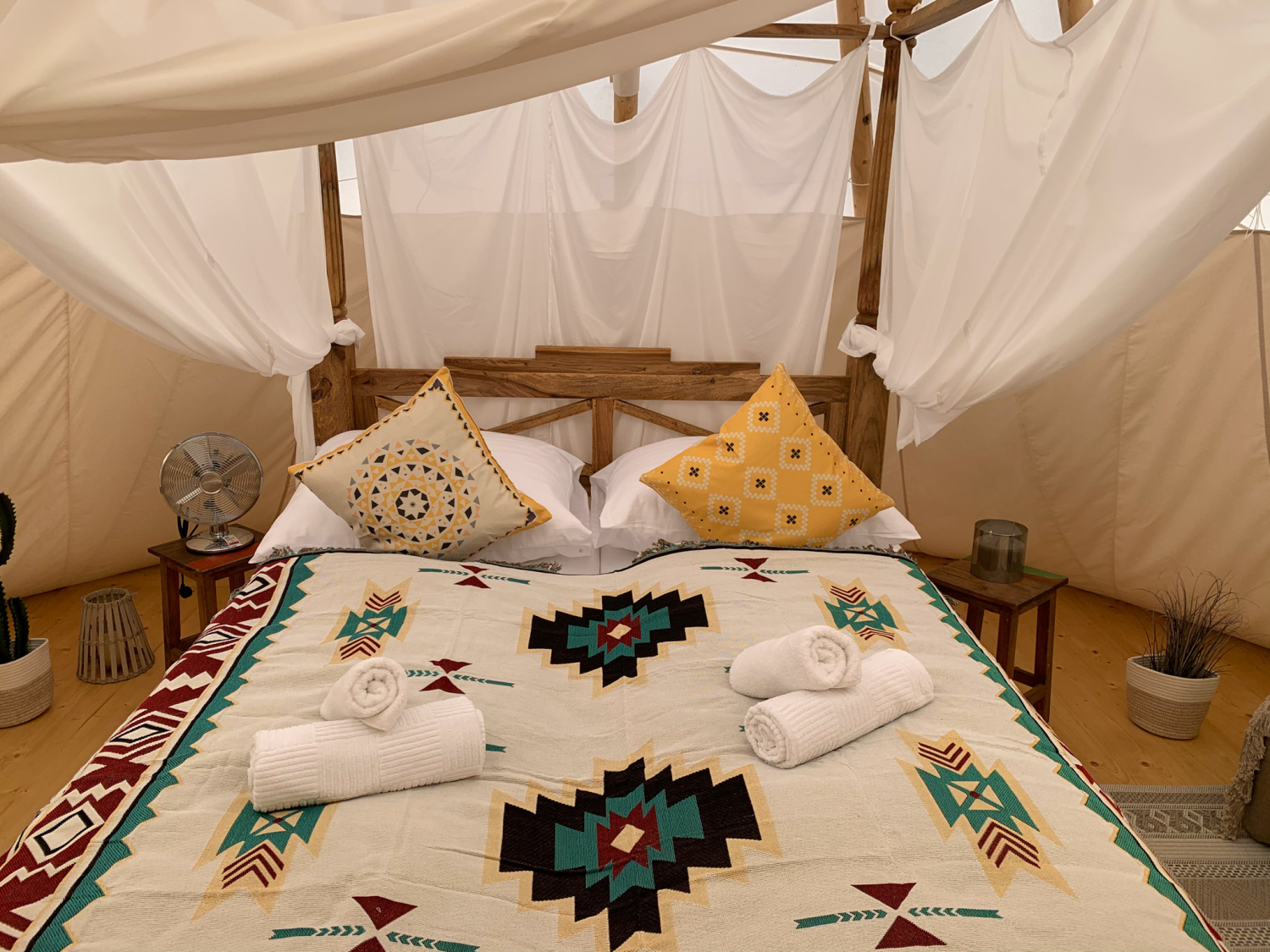 George Glamp Resorts - Tipi Blackfoot
