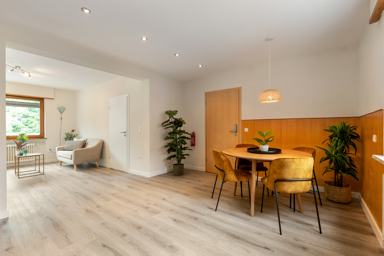 16 - woon eetkamer web.jpg