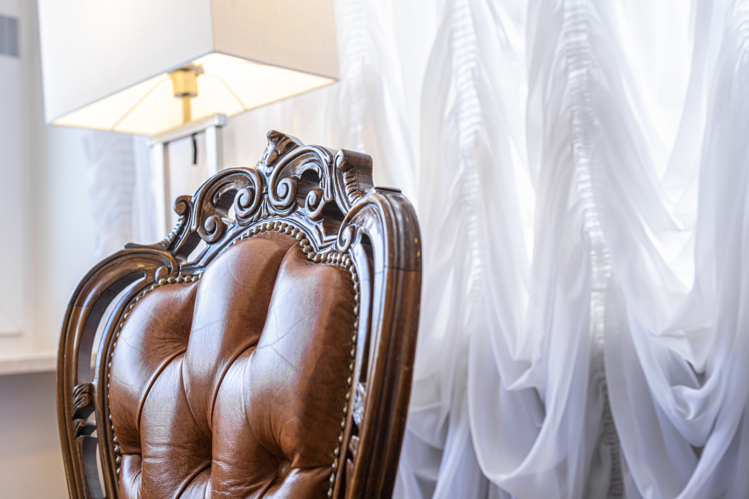 _MAX8726motiv perfekt Richtung Fenster verschwom.jpg