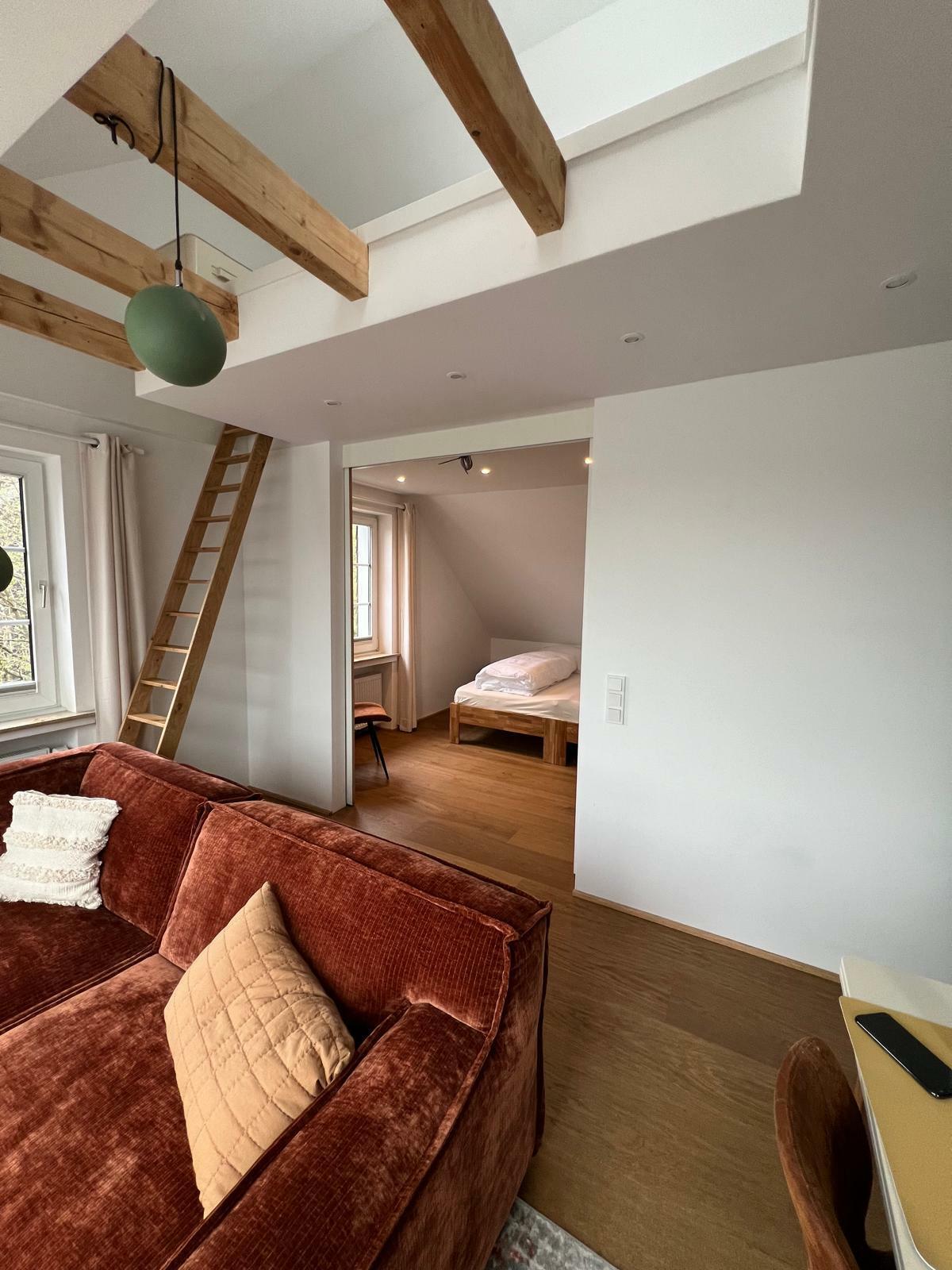 fca22838-8808-4e5e-987b-74ea3fc8c139 (1).jpg