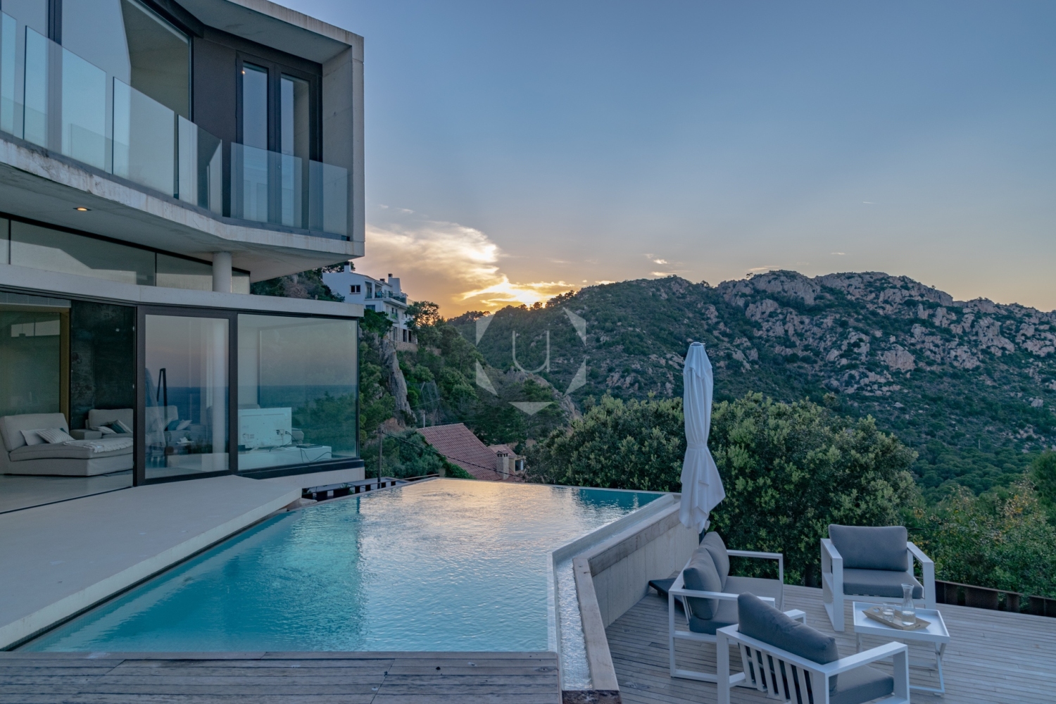 Villa Crystal, Luxury rental home in Aiguablava, Begur, Costa Brava (43).jpg