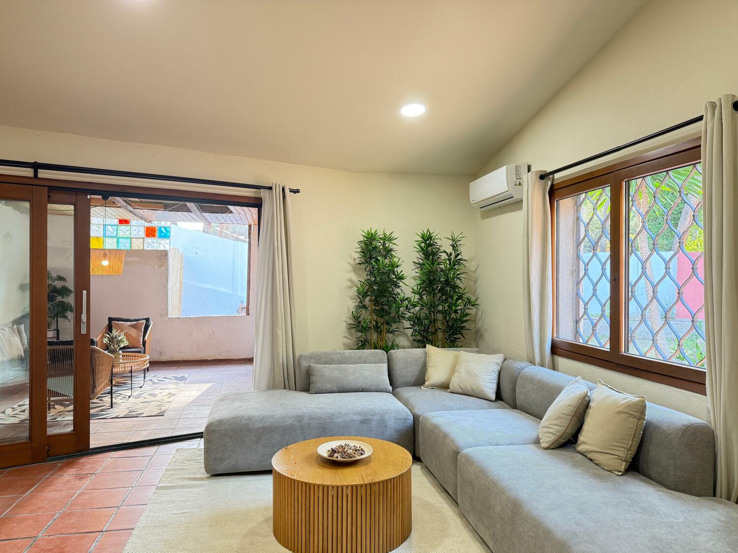 WhatsApp Image 2025-05-25 at 19.33.07.jpeg