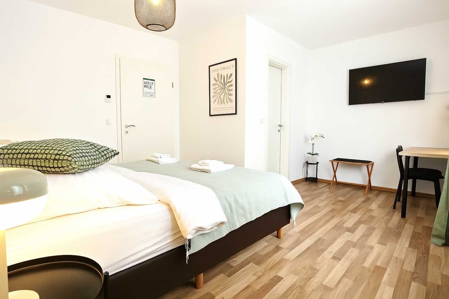 ChatGPT Image Nov 4, 2025, 05_48_51 PM.png