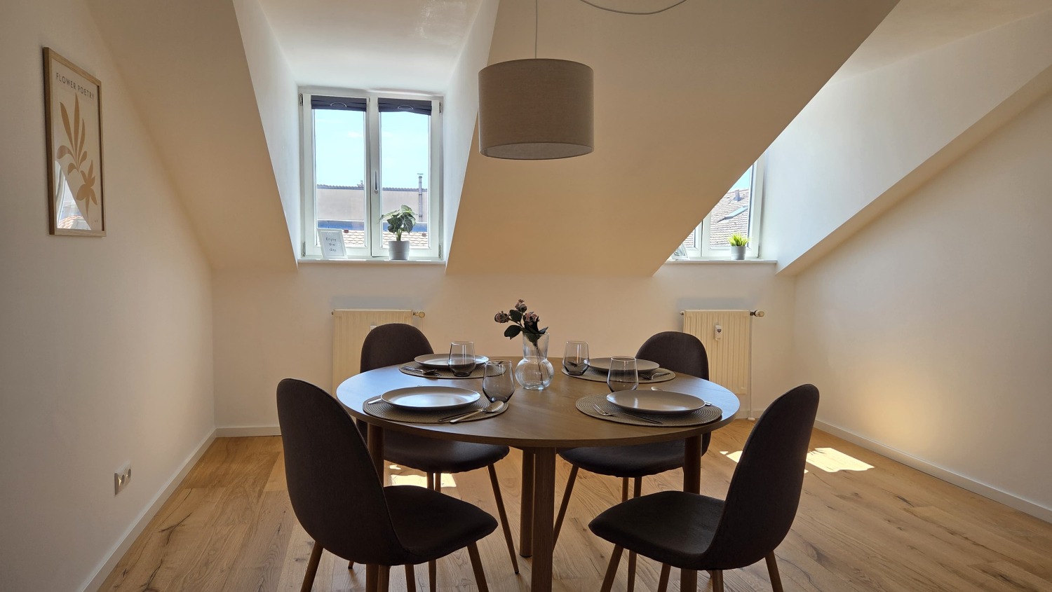 WhatsApp Image 2025-08-17 at 07.33.42 (3).jpeg