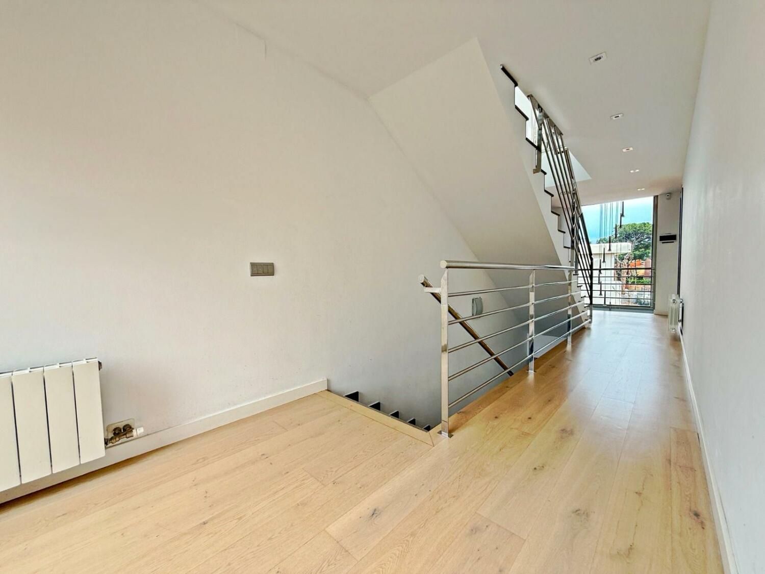 WhatsApp Image 2025-04-24 at 15.57.47 (3).jpeg