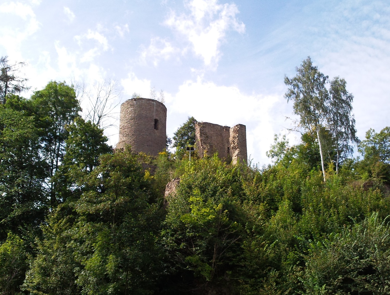 Wahrzeichen von Niederlauterlauterstein.jpg