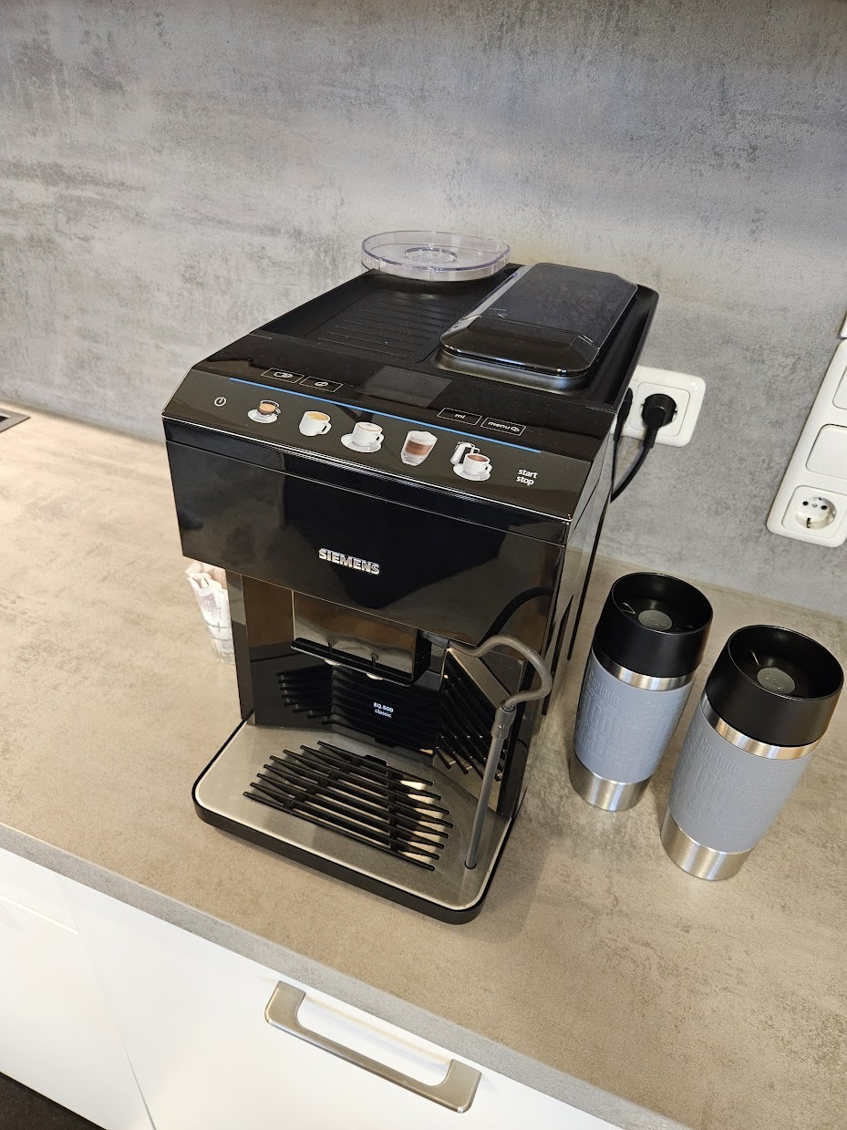 Kaffeevollautomat.jpg