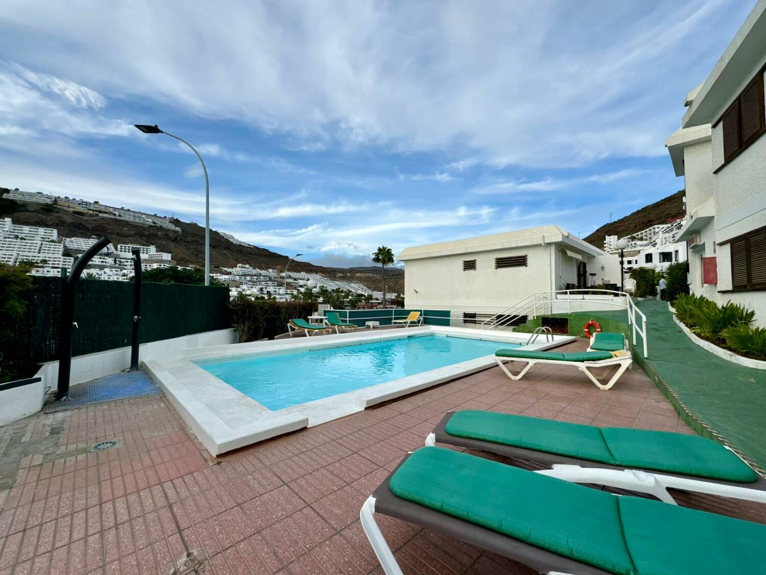 WhatsApp Image 2025-11-26 at 20.32.03 (3).jpeg