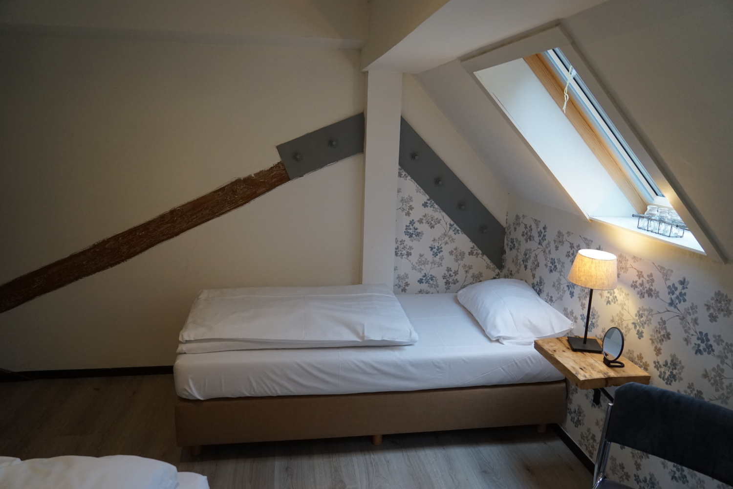 2 Bettzimmer MTB-2.JPG