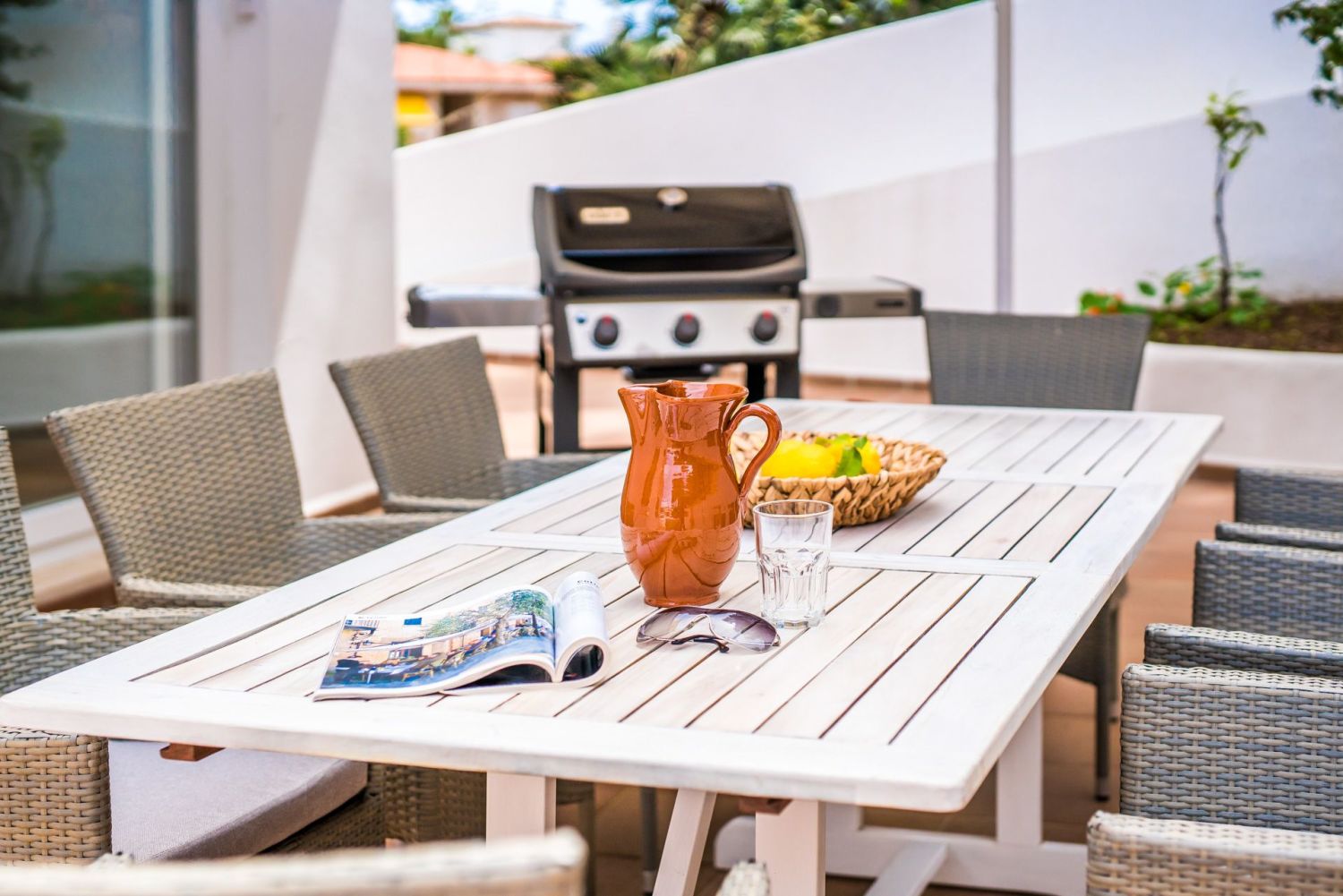 Villa_Marbella_Essbereich aussen 2.jpg