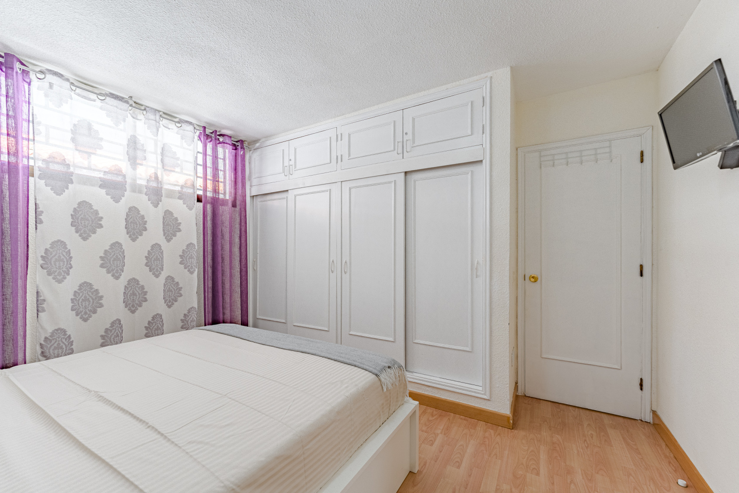 20240206 - 25 - Ermantovich - Los Cristianos - F+detalles-15.jpg