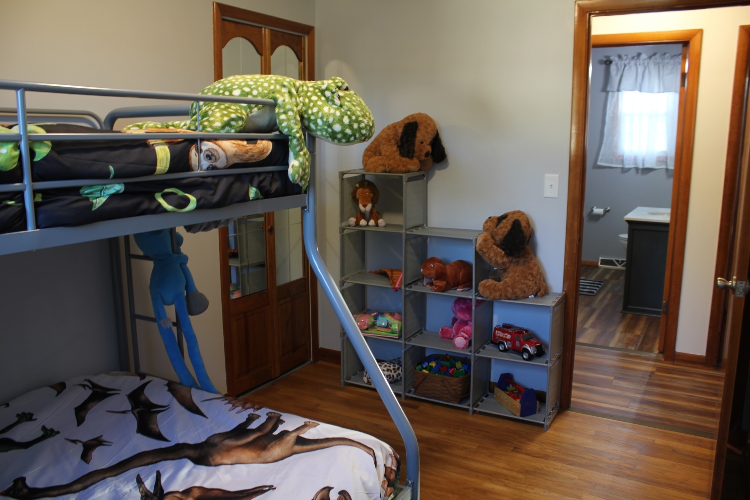 Bedroom 2 toy shelf.JPG