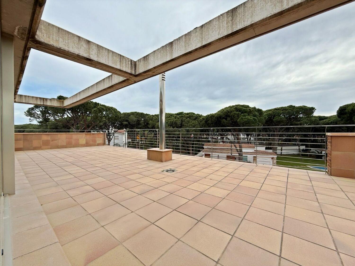 WhatsApp Image 2025-04-24 at 15.57.46 (4).jpeg