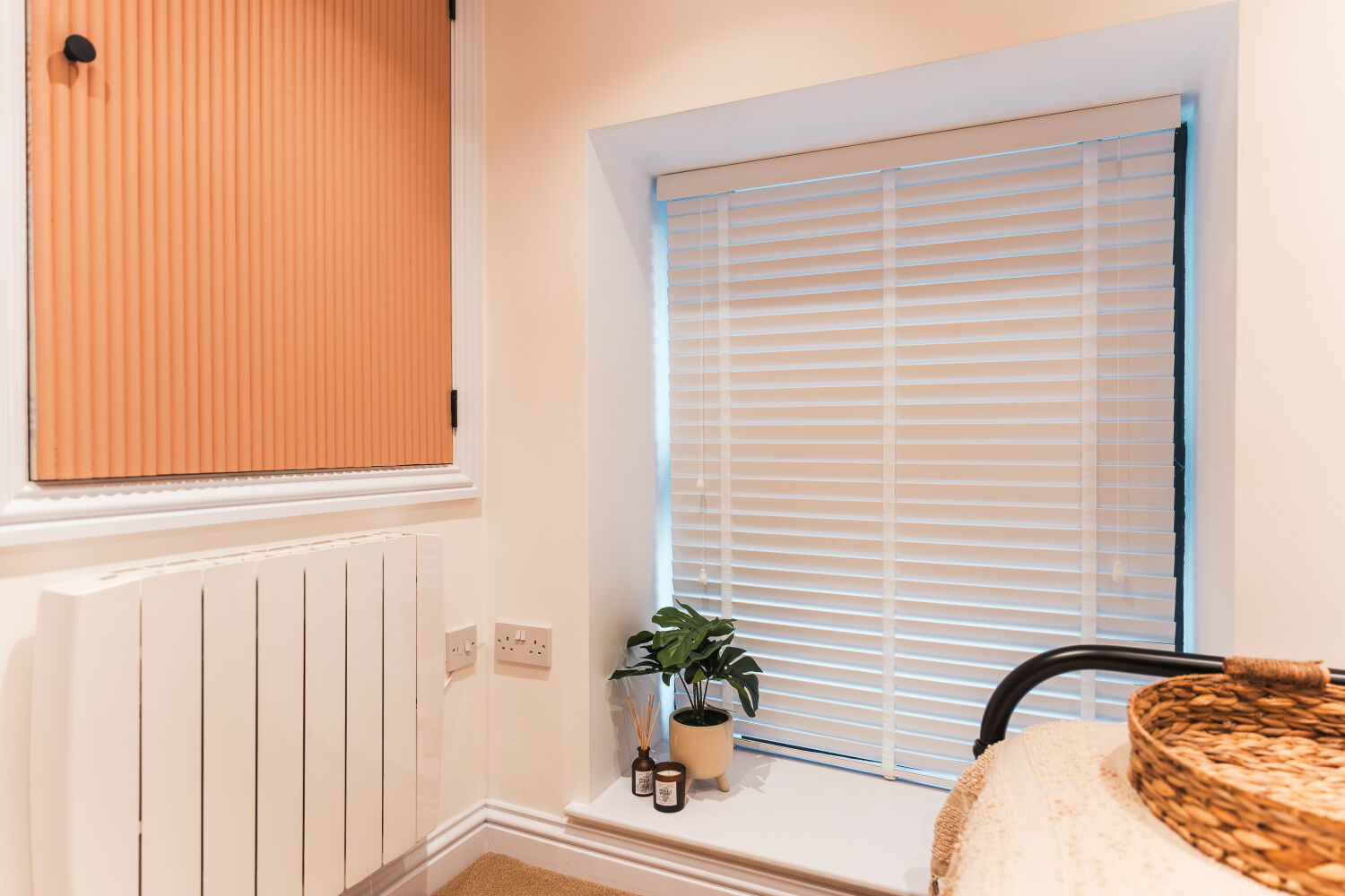 1 Wych Cottage - Upstairs Small Bedroom 1.jpg