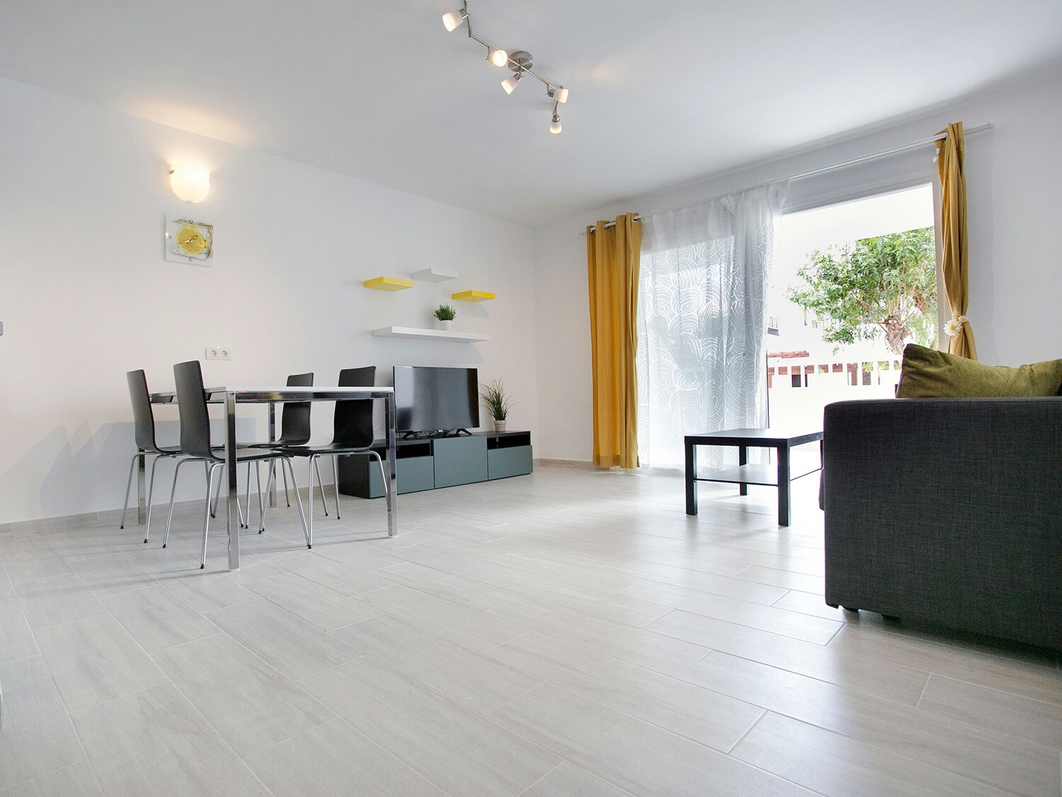 WhatsApp Image 2019-05-19 at 09.12.47.jpeg