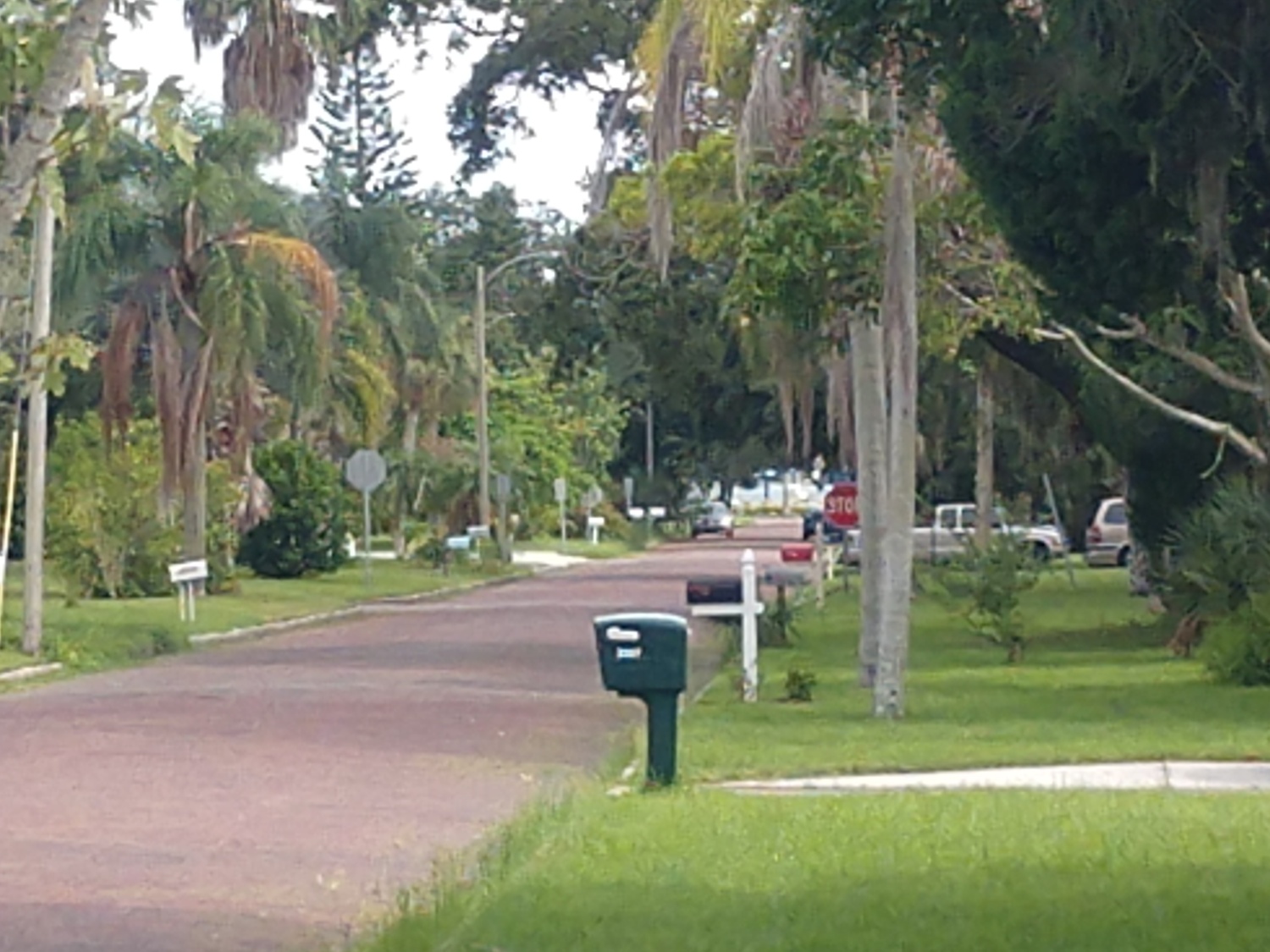 Outdoor-living-room-patio-beach-house-daily-weekly-monthly-rental-short-term-vacation 5.jpg