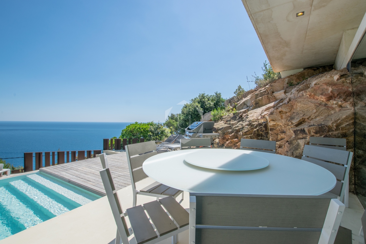 Villa Crystal, Luxury rental home in Aiguablava, Begur, Costa Brava (20).jpg