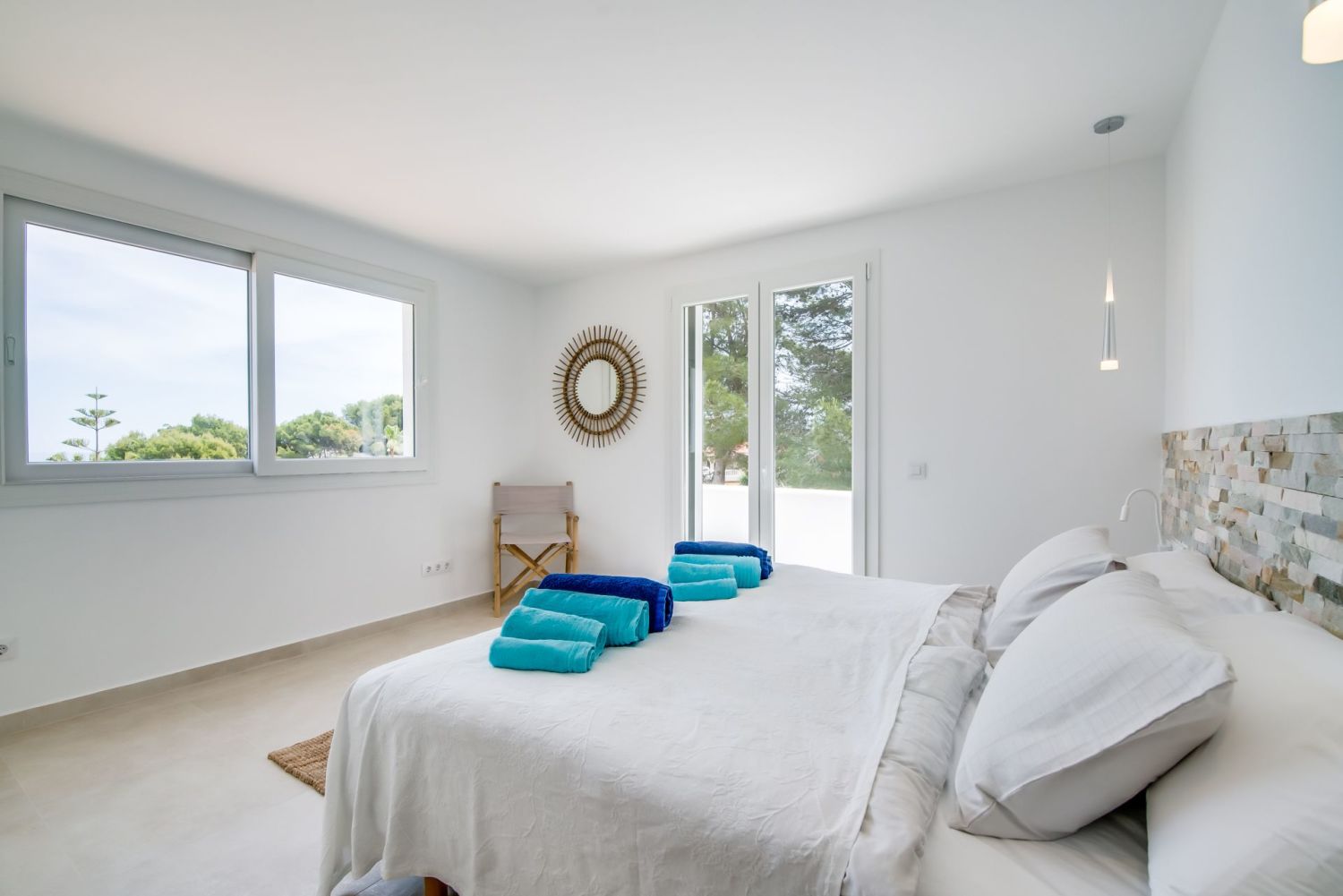 Villa_Marbella_Obergeschoss_Doppelschlafzimmer 1.jpg