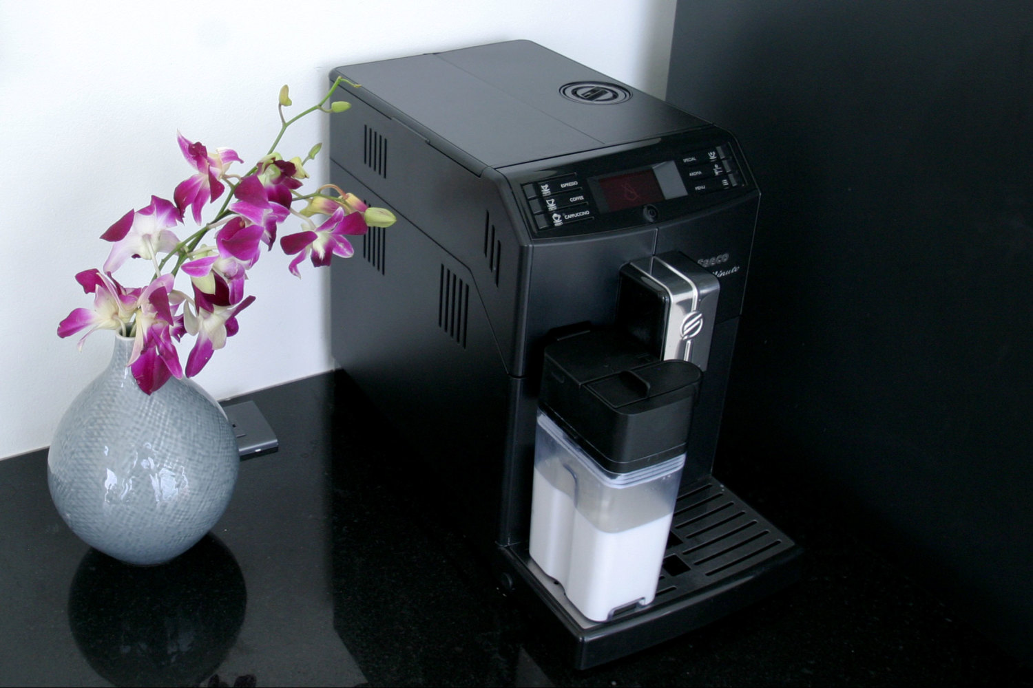 21 - Full-automatic coffee machine.jpg