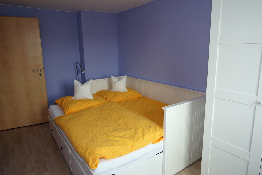 schlafzimmer-lila.jpg