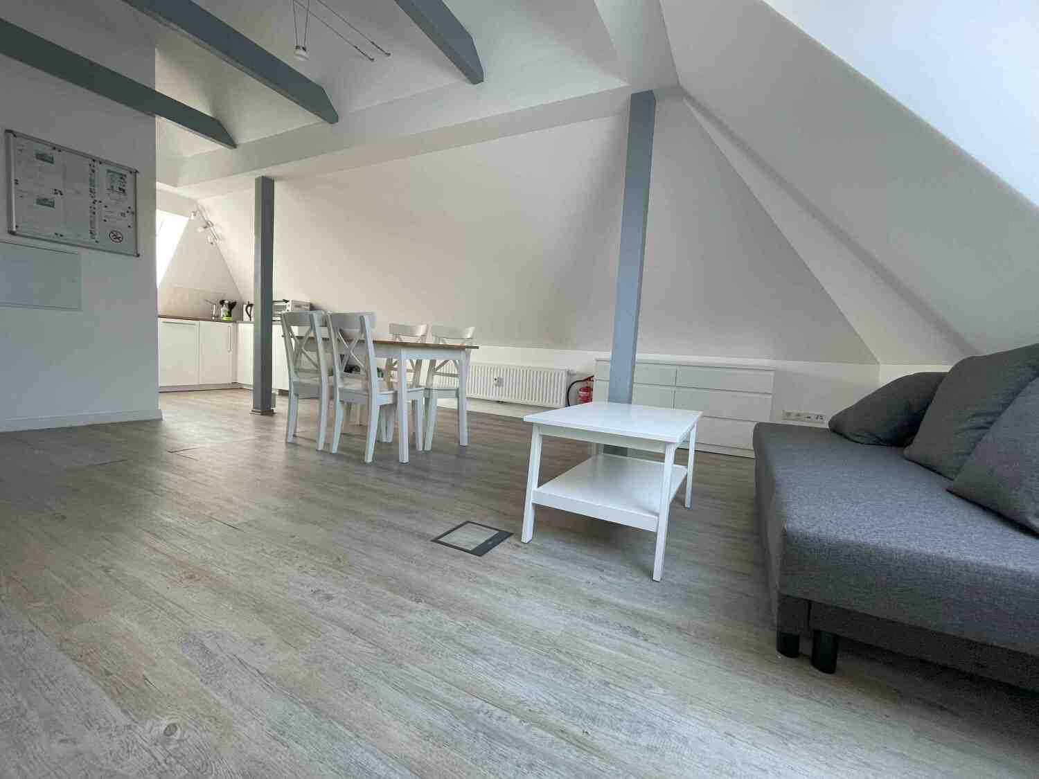 SAD233_(DG) Gabelsbergerstraße 1, 92421 Schwandorf (2).jpg